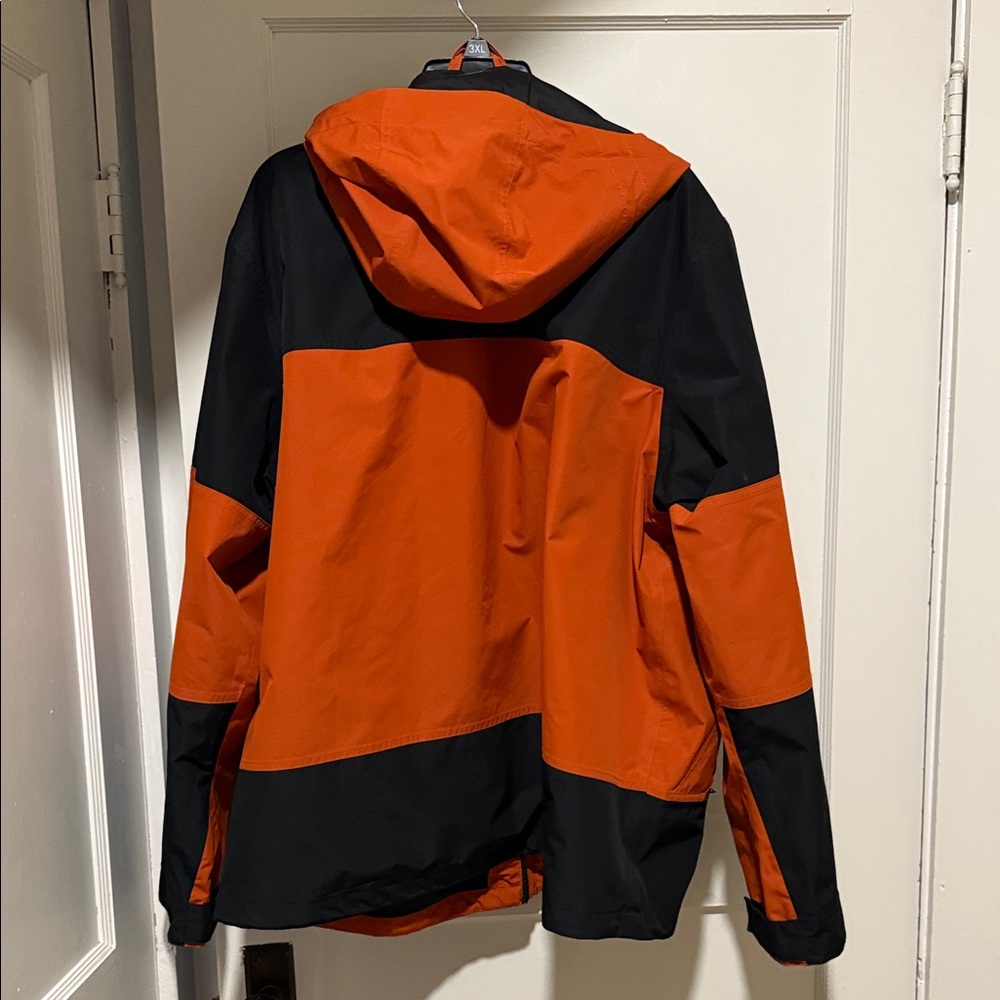 Eddie Bauer Men's XXL Orange and Black Ski Jacket - Picture 8 of 9